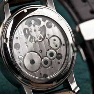 montiek-regulateur-tourbillon-5