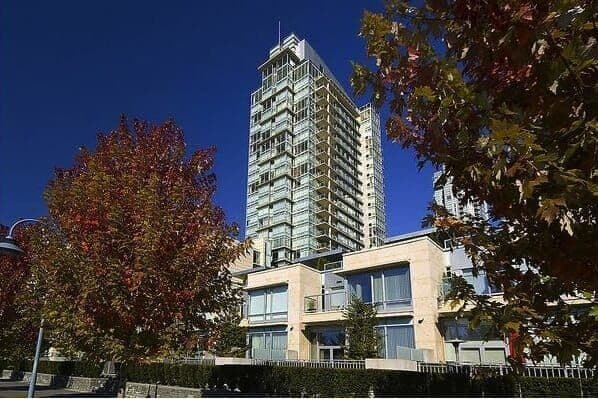 luongos yaletown penthouse