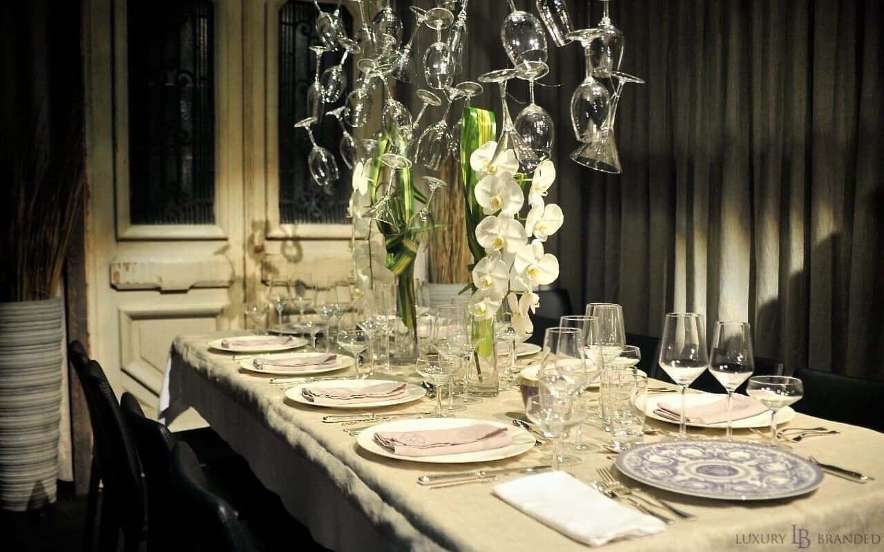 dinner_by_design_cheers_to_understated_elegance_01