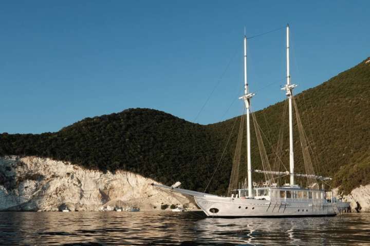 greece luxury yacht charter